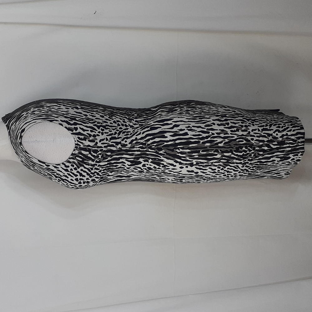 St. John animal print bodycon dress white black brown size 6 - Picture 4 of 6